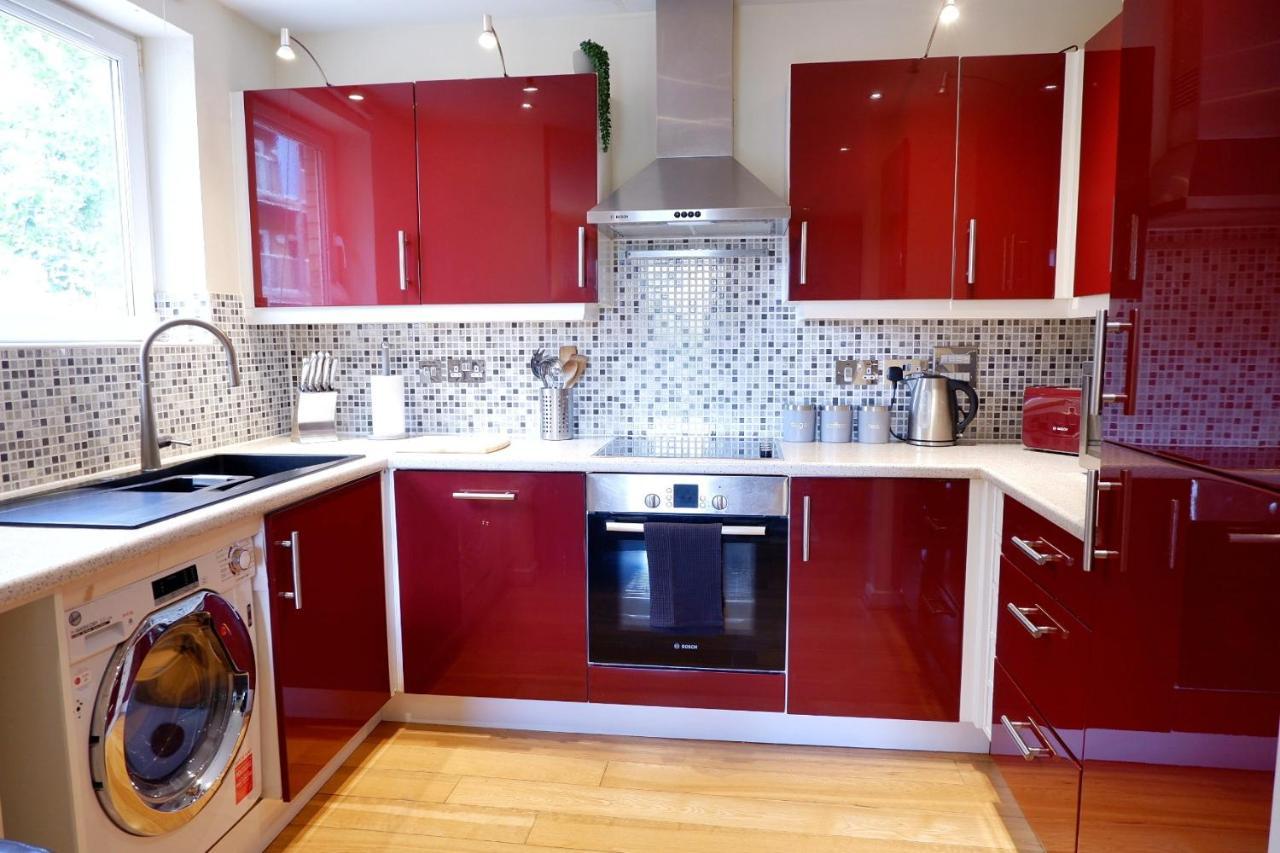 Stunning Apartment Close To Cambridge Station With Free Parking! Екстериор снимка