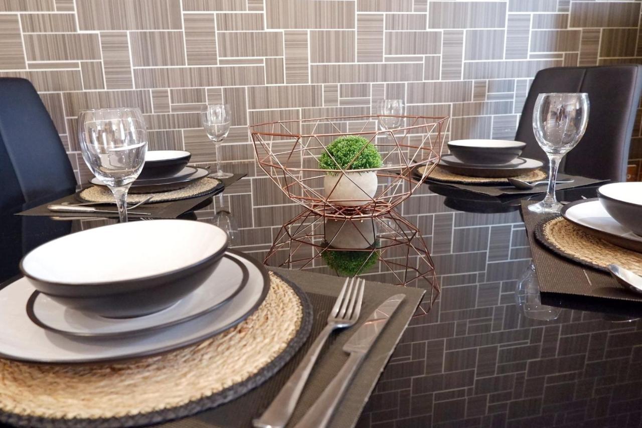 Stunning Apartment Close To Cambridge Station With Free Parking! Екстериор снимка