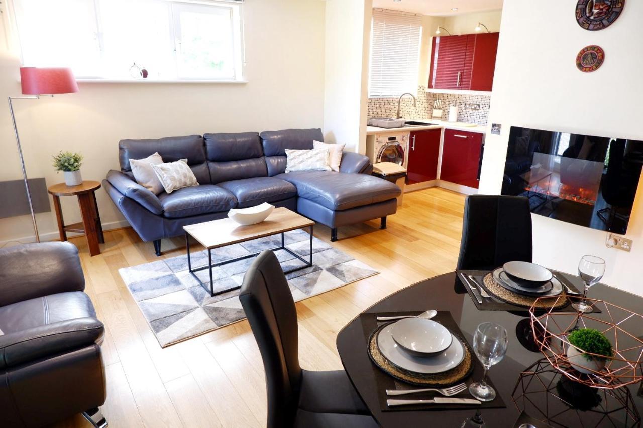 Stunning Apartment Close To Cambridge Station With Free Parking! Екстериор снимка