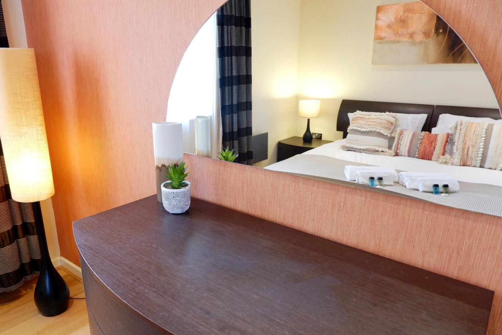 Stunning Apartment Close To Cambridge Station With Free Parking! Екстериор снимка