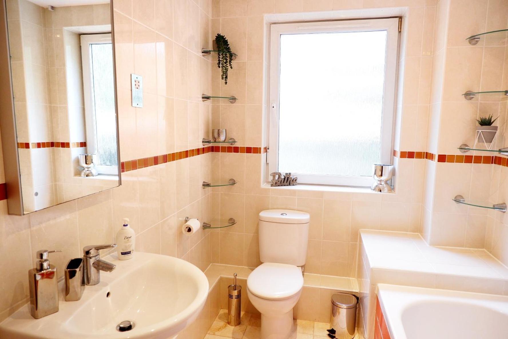 Stunning Apartment Close To Cambridge Station With Free Parking! Екстериор снимка